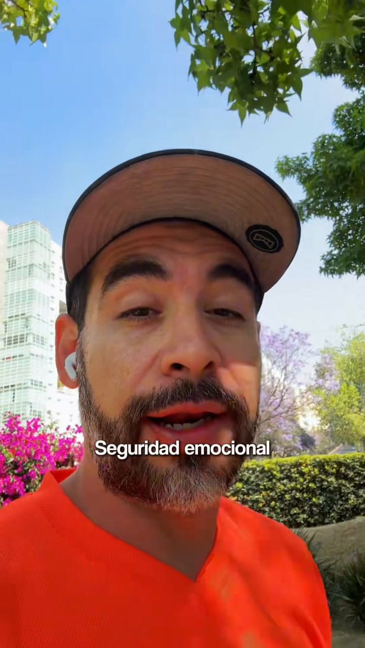 Motivos por los que los perros prefieren dormir con sus dueños