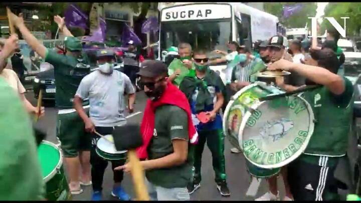 Los festejos de la caravana a pie por el 17 de Octubre