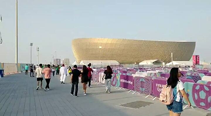 El camino hacia el estadio de la fiesta inaugural de Qatar 2022