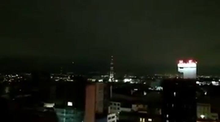 Por qué el cielo tuvo destellos de colores durante el sismo