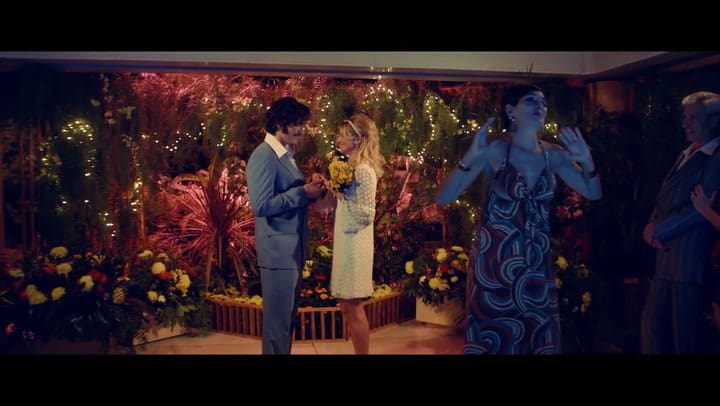 Trailer Desearás al hombre de tu hermana