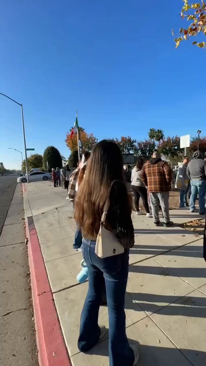 The Mexican Consulate held a Dual Citizenship Day in California