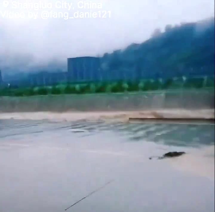 Derrumbe de puente en China