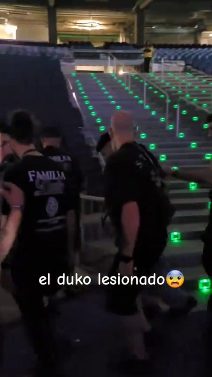 El video del Duki lesionado tras terminar su show en Madrid