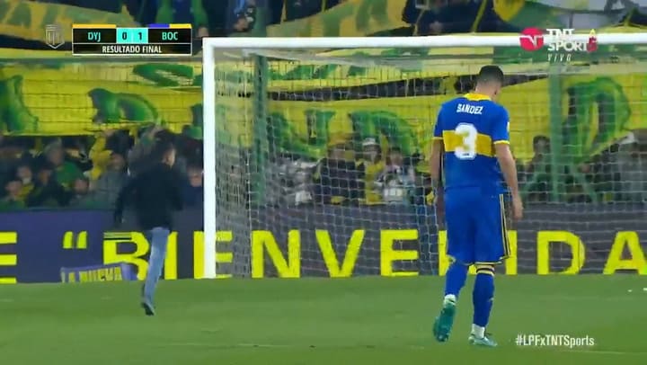 El momento del abrazo entre el nene y Unsain