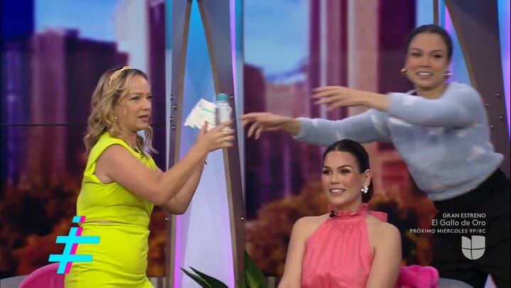 Adamari López Se Quita El Maquillaje En Vivo Desiguales (1080p 30fps H264-128kbit Aac)