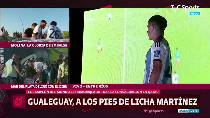 Lisandro Martínez volvió a Gualeguay y rompió en llanto al hablar de su abuelo