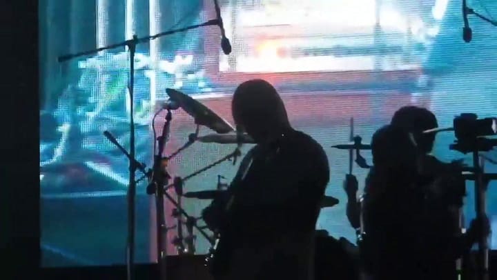 Cristian Castro y su versión de 'Paranoid' de Black Sabbath