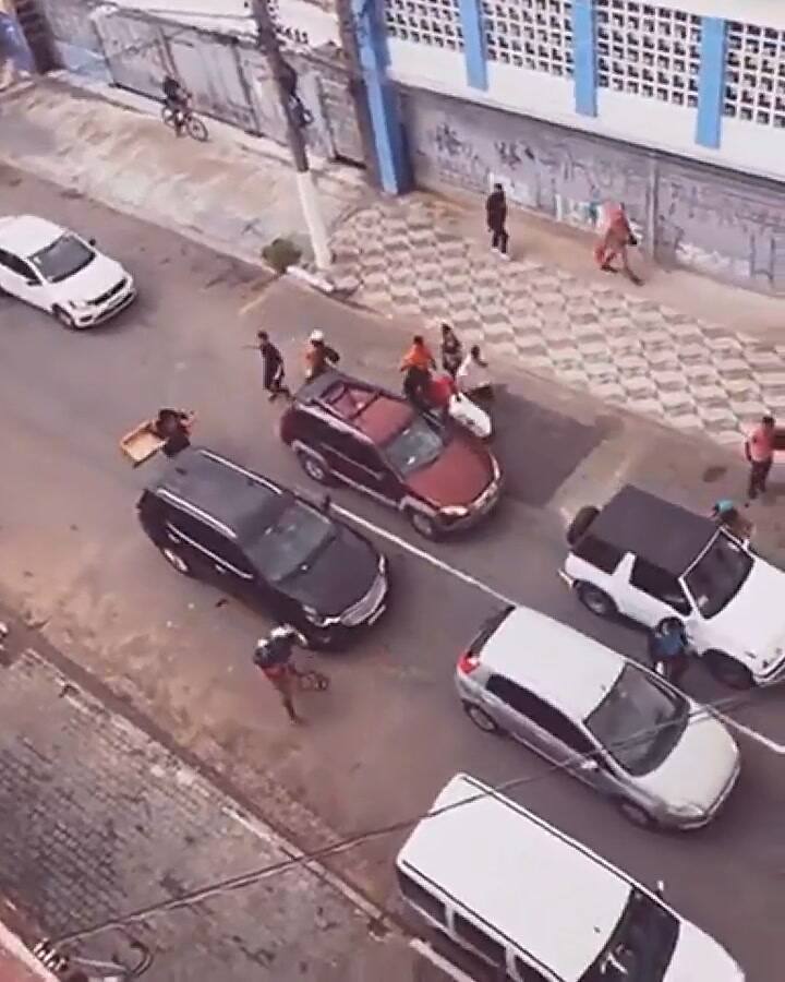 Un impactante robo piraña sucedió en 'Cracolandia', uno de los barrios más pobres de San Pablo