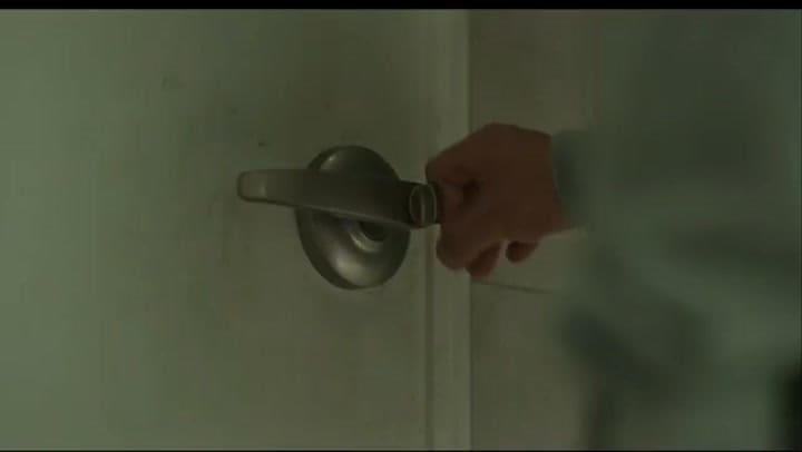 Un héroe débil, tráiler oficial
