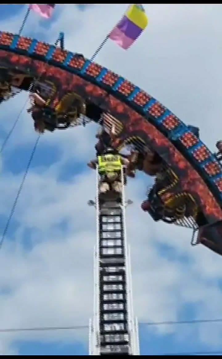 Los pasajeros quedaron suspendidos a 40 metros del suelo