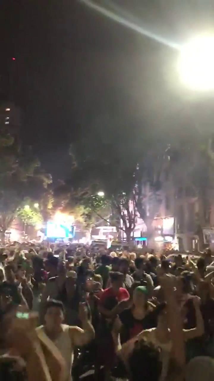 Los festejos en el bunker del Frente de Todos