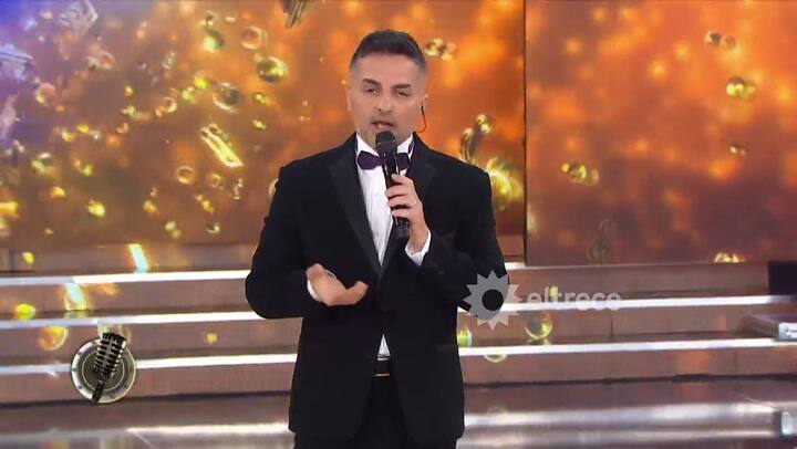 Cantando 2020. Oscar Mediavilla sufrió un accidente cuando viajaba al programa - Fuente: eltrece