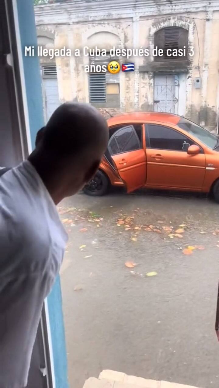 Una madre cubana se reencontró con su hijo luego de tres años (TikTok: @iam_lily94)