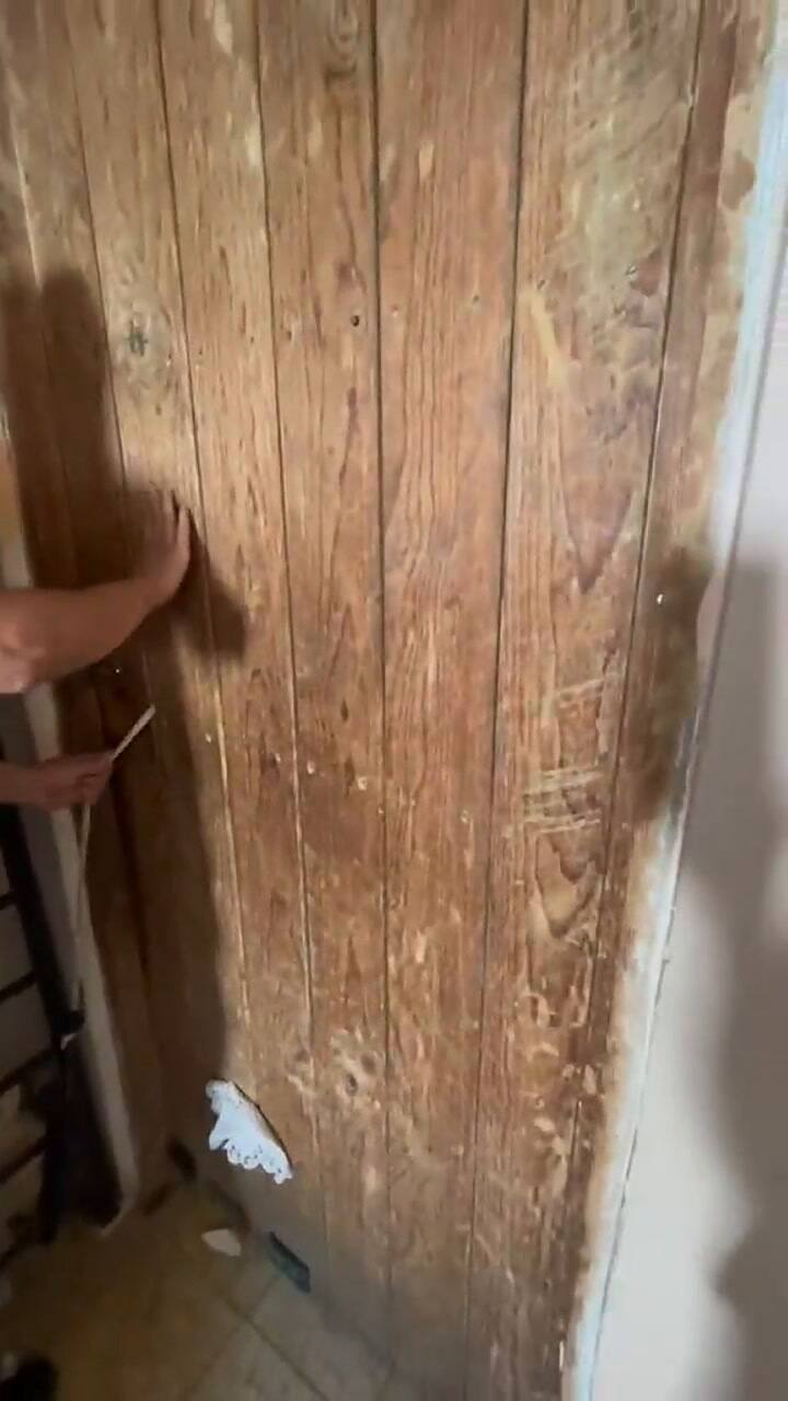 Encontró la pieza abandonada de su bisabuela y lo que había en el interior la dejó sin palabras