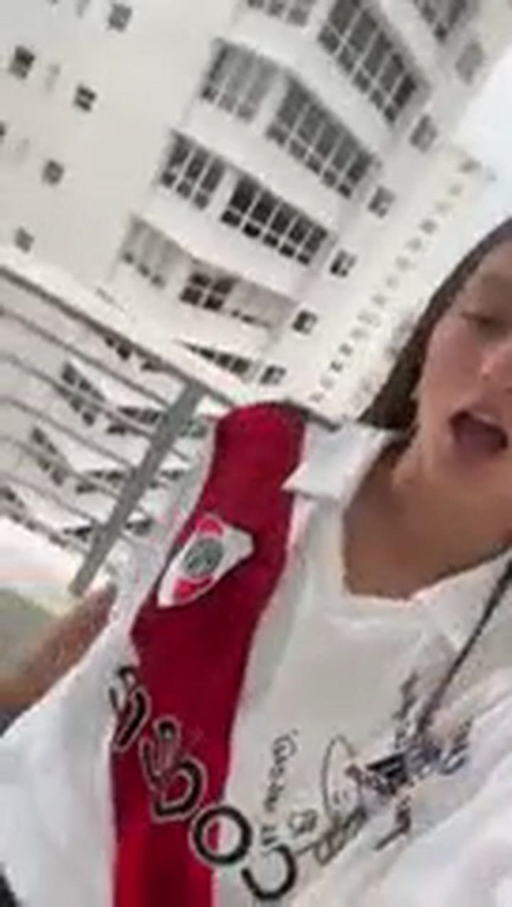 Allegra Cubero no es de Vélez como su papá y mostró su pasión por River