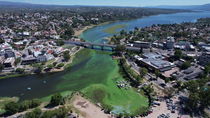 Contaminación del Lago San Roque