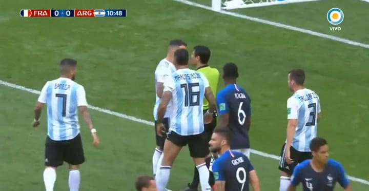 La jugada de Marcos Rojo que termina en penal para Francia - Fuente: Televisión Pública