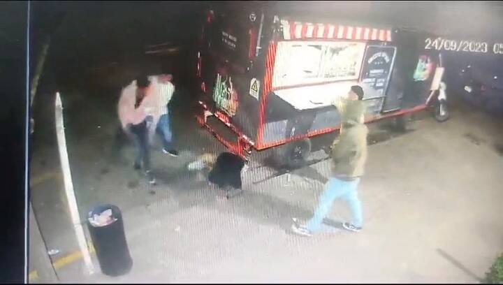 Patada en la cara Bahía Blanca