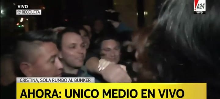 La salida de Cristina Kirchner hacia el búnker