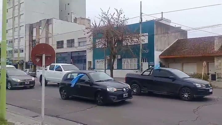 Banderazo Bahía Blanca