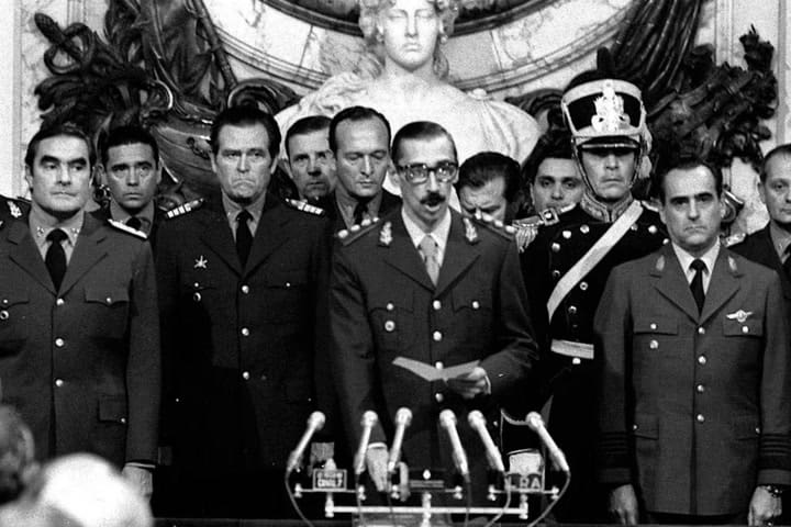 Comunicado número 1 de la Junta Militar que anuncia el Golpe de Estado