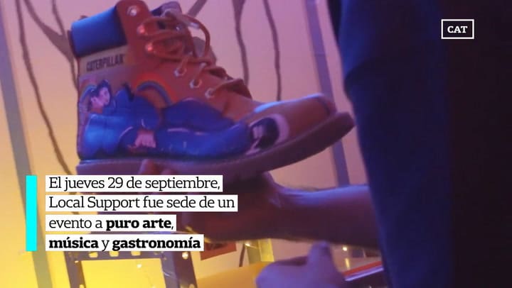 La moda de los 90 que pisa fuerte: vuelven las icónicas zapatillas a puro arte y estilo