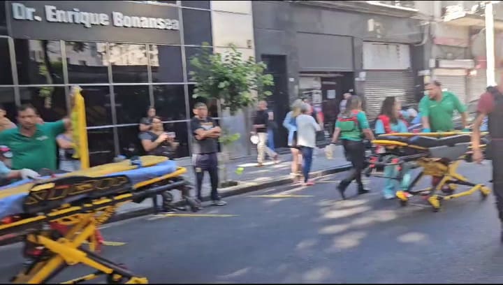 Choque en Balvanera: dos muertos y cinco personas heridas hospitalizadas