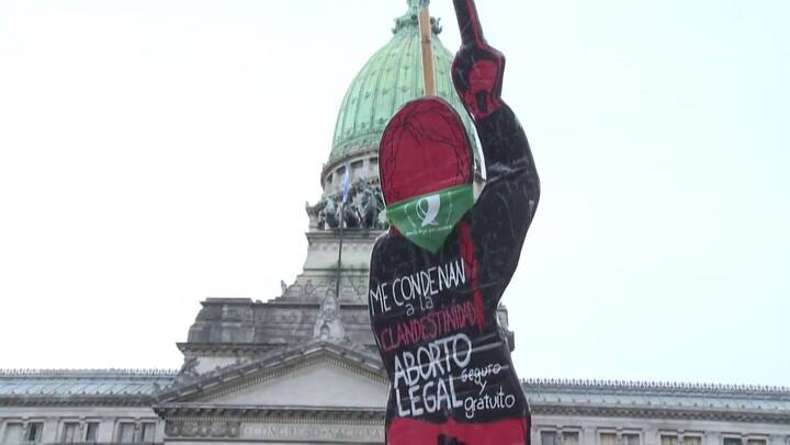 Pañuelazo' color verde a favor de legalizar el aborto