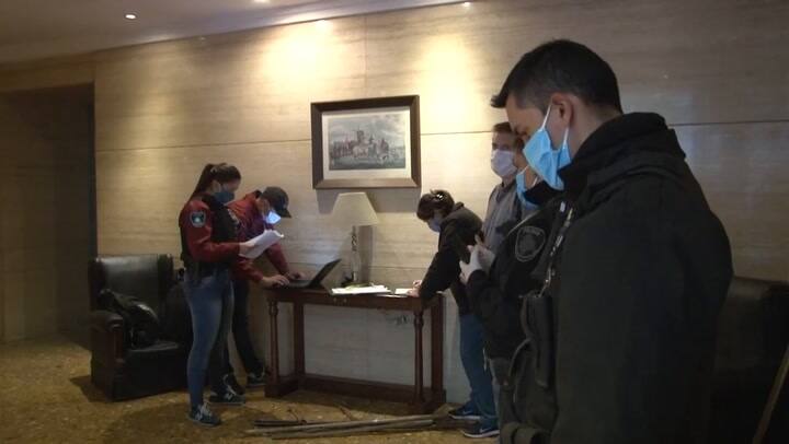 Detenido en Recoleta por hostigar a sus vecinos tirándoles veneno para cucarachas y materia fecal