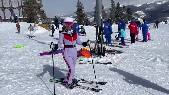 Adamari López presumió sus clases de esquí en Vail