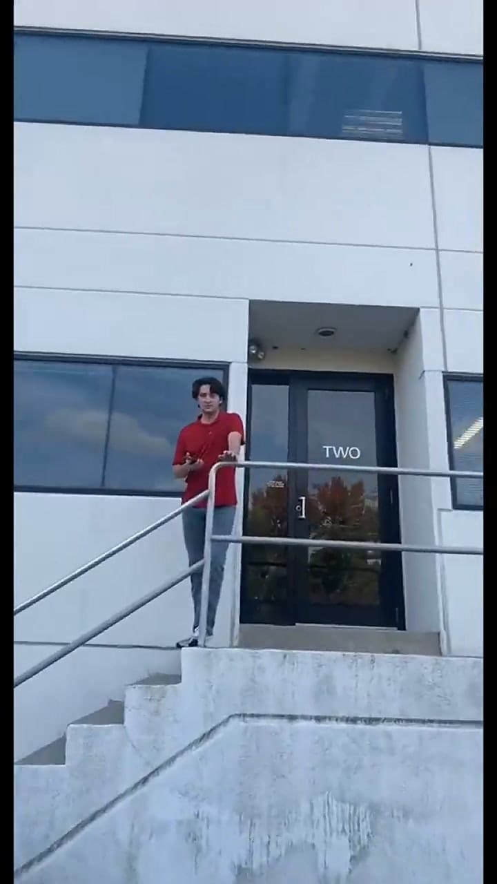 Descubrió que su novio le fue infiel dos veces y lo enfrentó