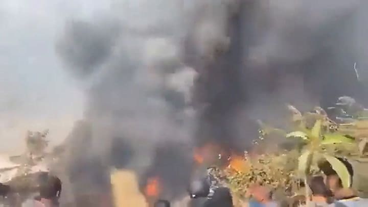 Se estrelló un avión con más de 70 pasajeros a bordo en Nepal