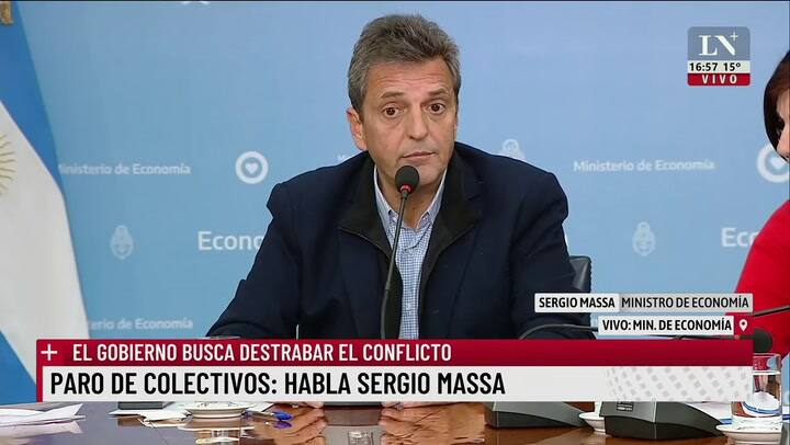 Sergio Massa confirmó que se levanta el paro de colectivos