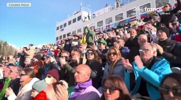 La asistencia médica y el apoyo del público