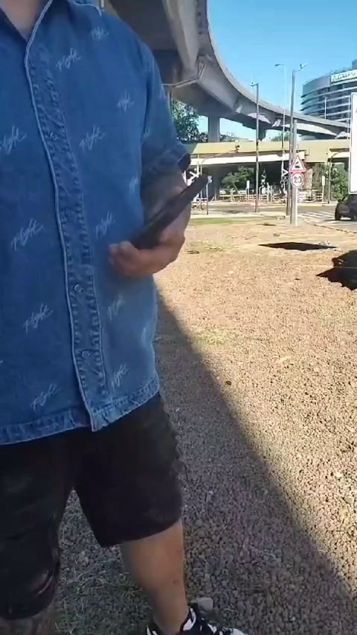 Intentó coimear a policías