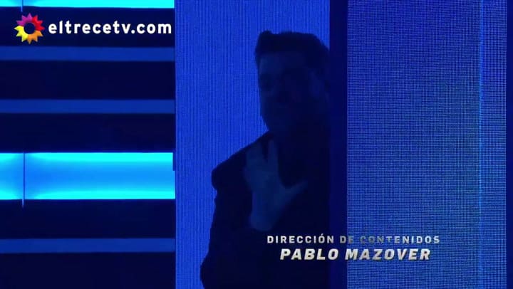 Barassi amagó con no conducir el programa a razón de su atuendo