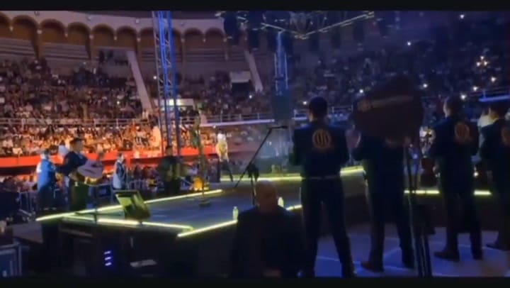 Nodal se disculpa por canción en contra de J Balvin