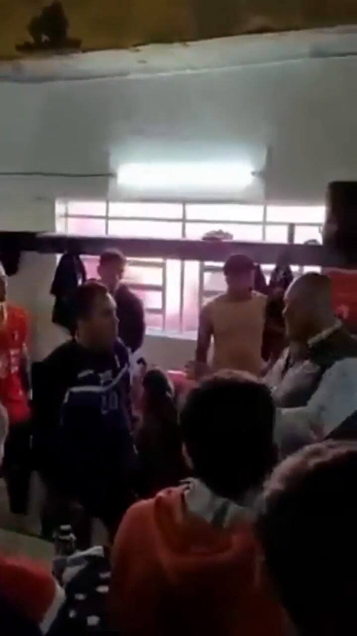 La arenga de Leonardo Cositorto al plantel de Deportivo Español