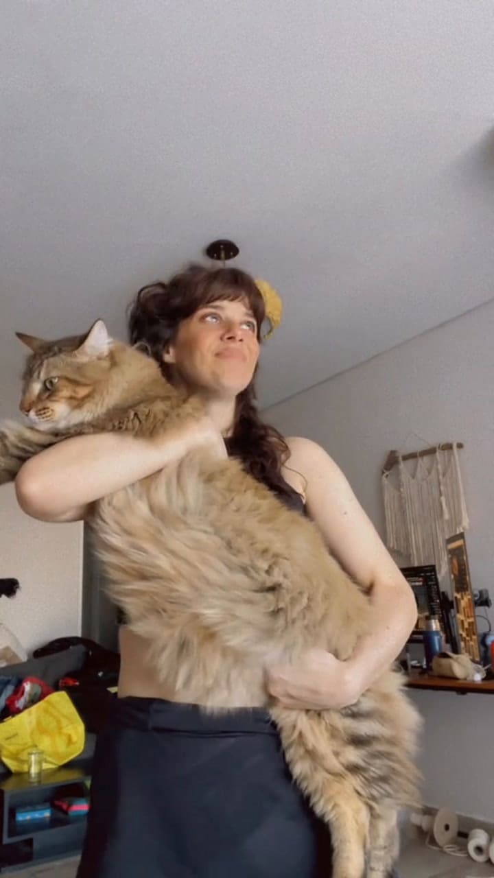 Victoria y su gato Legolas, furor en TikTok