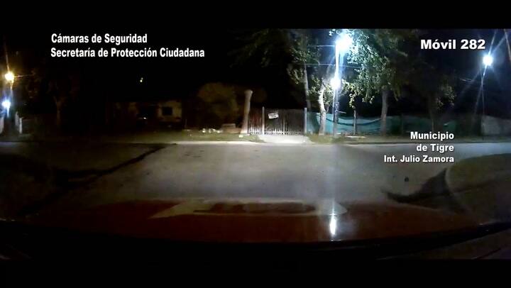 Salió a manejar borracho y atropelló a un motociclista que estaba detenido en el semáforo