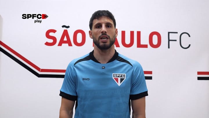 San Pablo sacó una camiseta en homenaje a Izquierdo