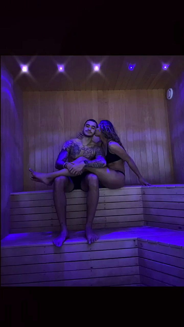 Se vuelven virales por la actitud indiferente del novio y demuestran todo lo contrario en videos