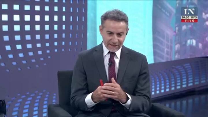 Javier Milei propuso un voucher para elegir universidad y explicó cómo bajar 13 puntos del gasto público