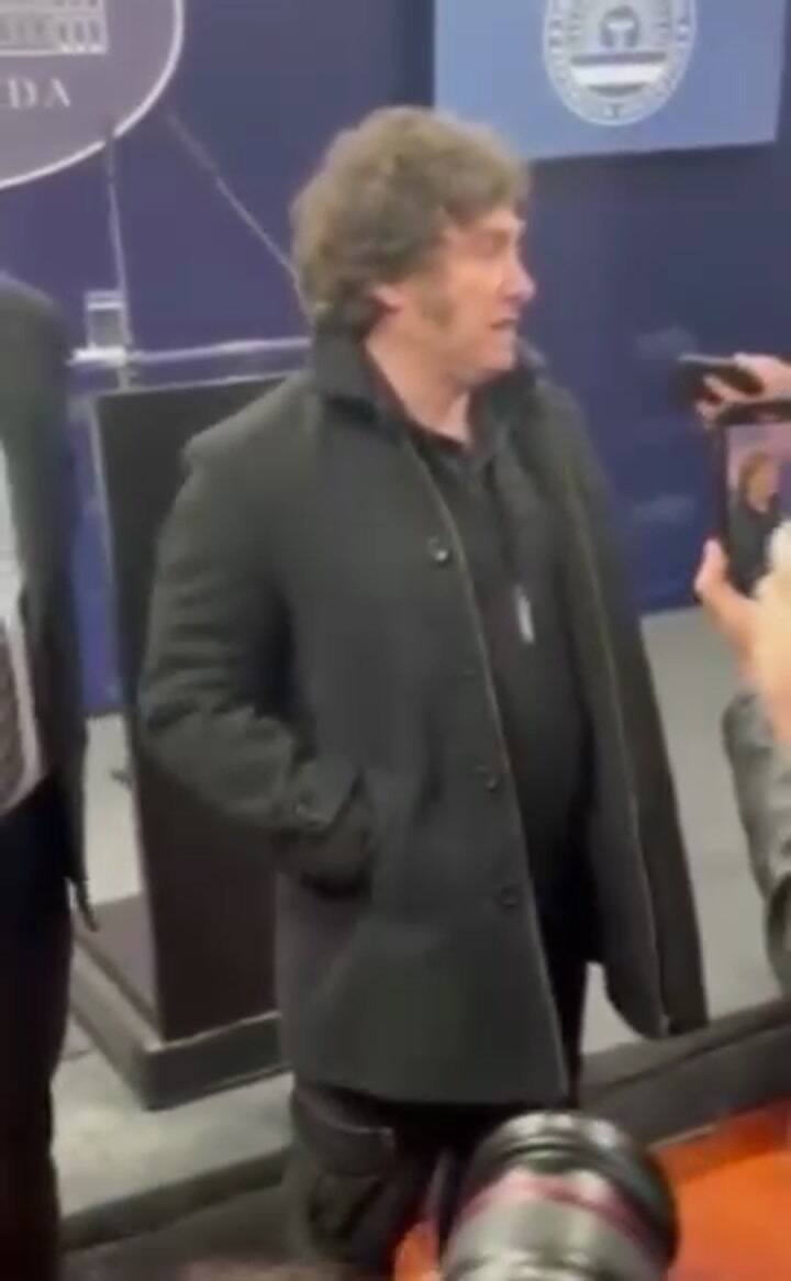 Milei En La Sala De Periodistas, el 4 De Junio De 2024