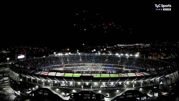 Quién Es Florencia Chiusano, La Periodista Que Creó El Hit De La Selección Y Lo Cantó En Los Festejos En El Monumental - Infobae