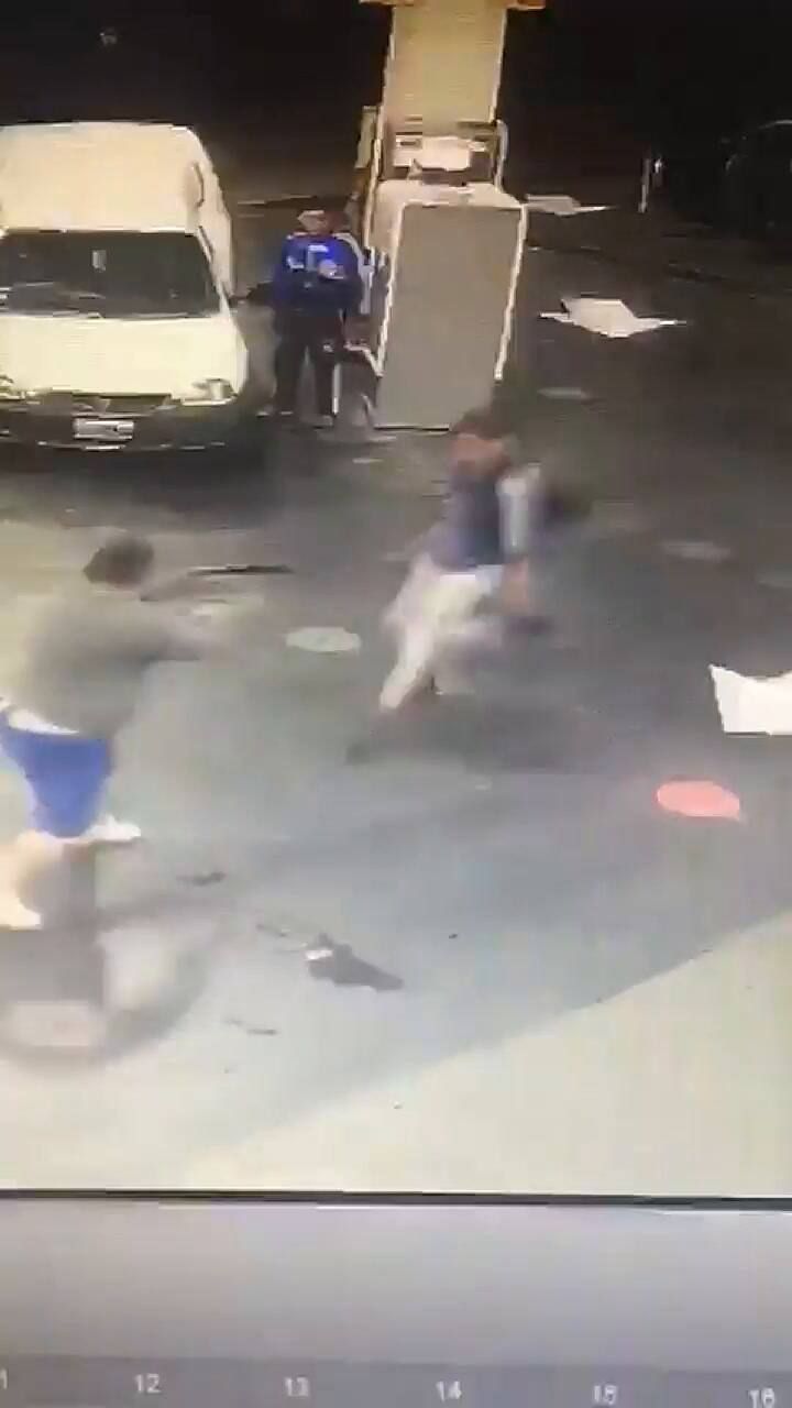 Un policía de civil baleó a un hombre que ejercía violencia de género contra su pareja