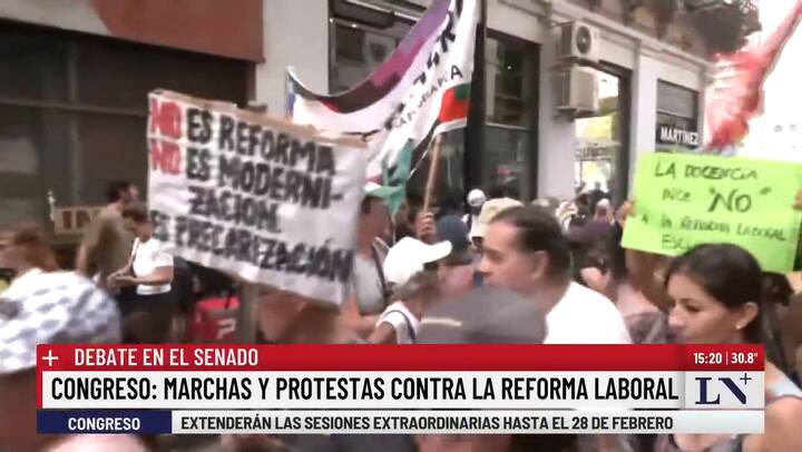 Reforma laboral: enfrentamientos entre manifestantes y la Policía en las inmediaciones del Congreso