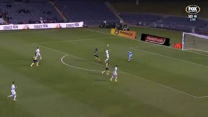 El segundo gol de Usain Bolt - Fuente: Twitter