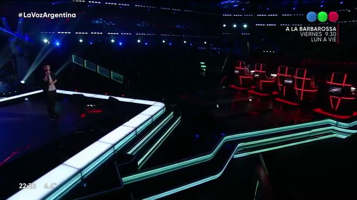 Así fue la presentación de Víctor en La Voz Argentina (Telefe)